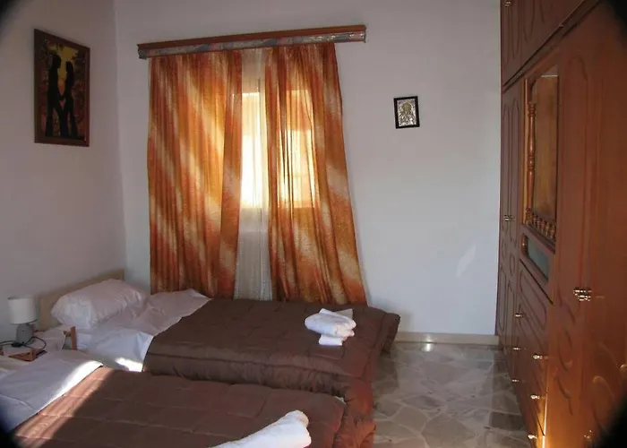 κέδρος Leonídion